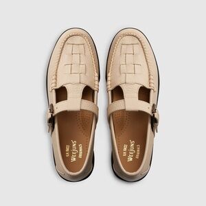 Bass Maryjane Fisherman with super lug sole. 7.5 New without box.